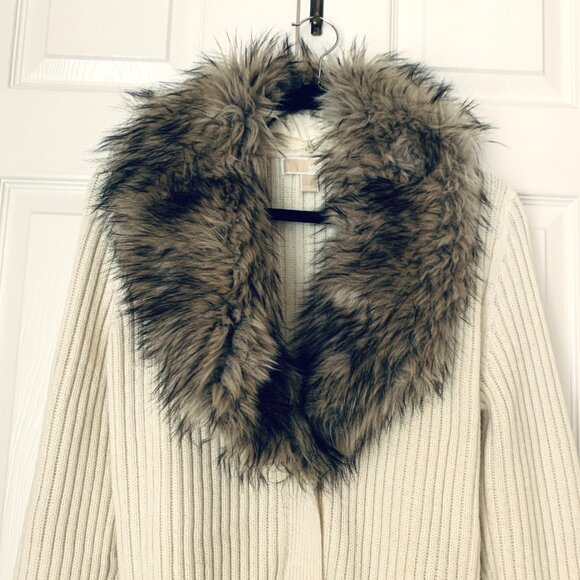 Designer Ribbed Knit Cardigan w/ Detachable Faux Fur Collar & Belt Sz L - Picture 4 of 12